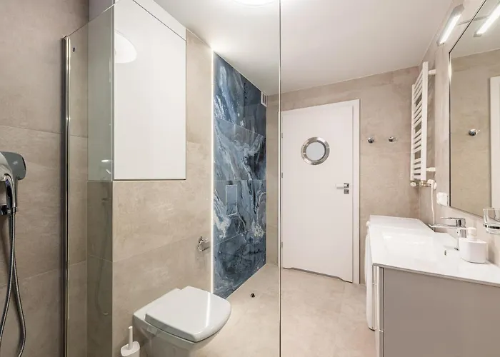 Blue Baltycka * קולובז'ג